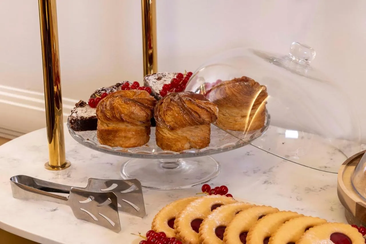 Sleeping Belle - Gare De Lyon Bastille 4*
